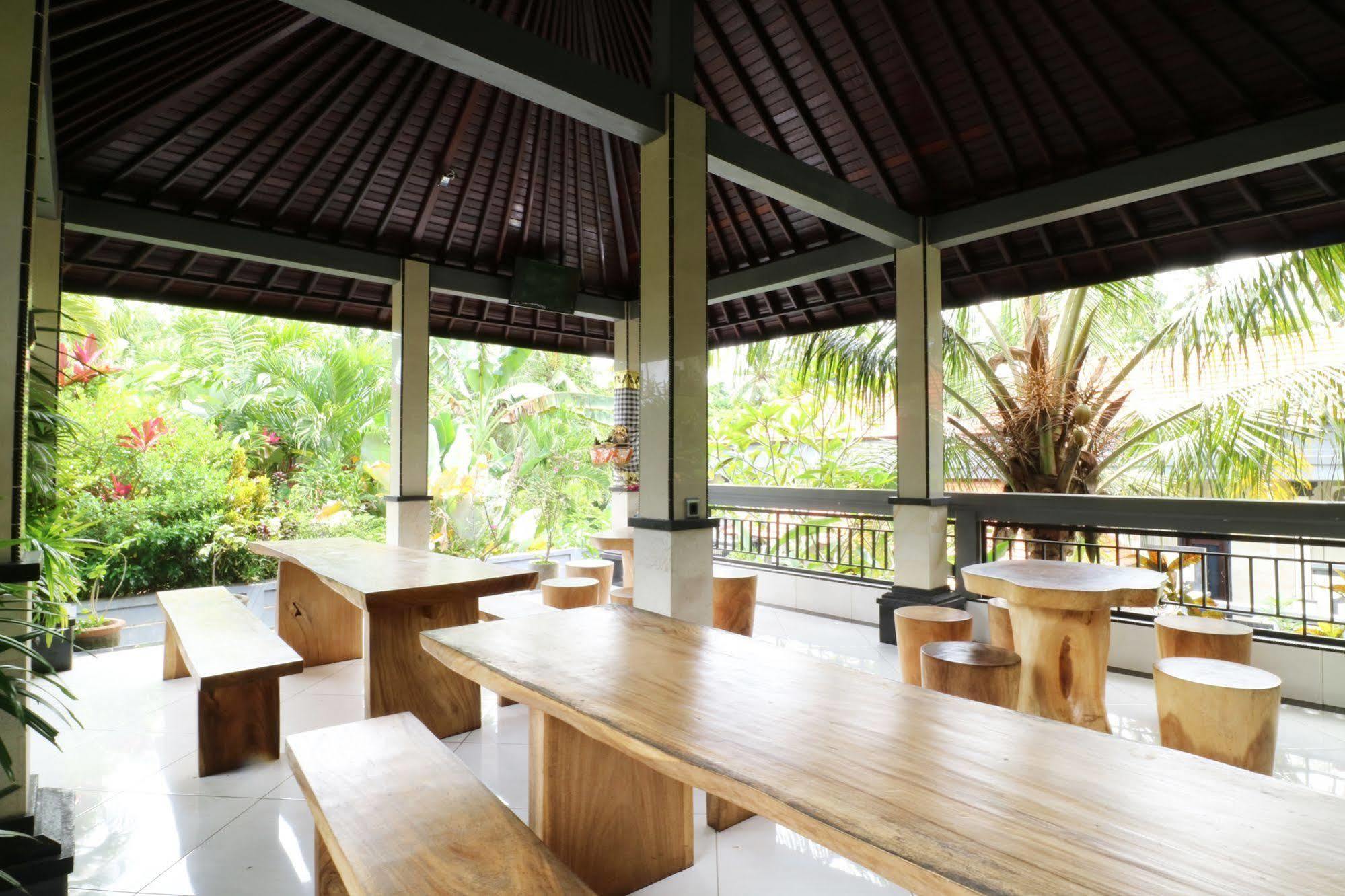 Oyo 91925 Ijo Eco Lodge Hotel Mengwi Екстериор снимка