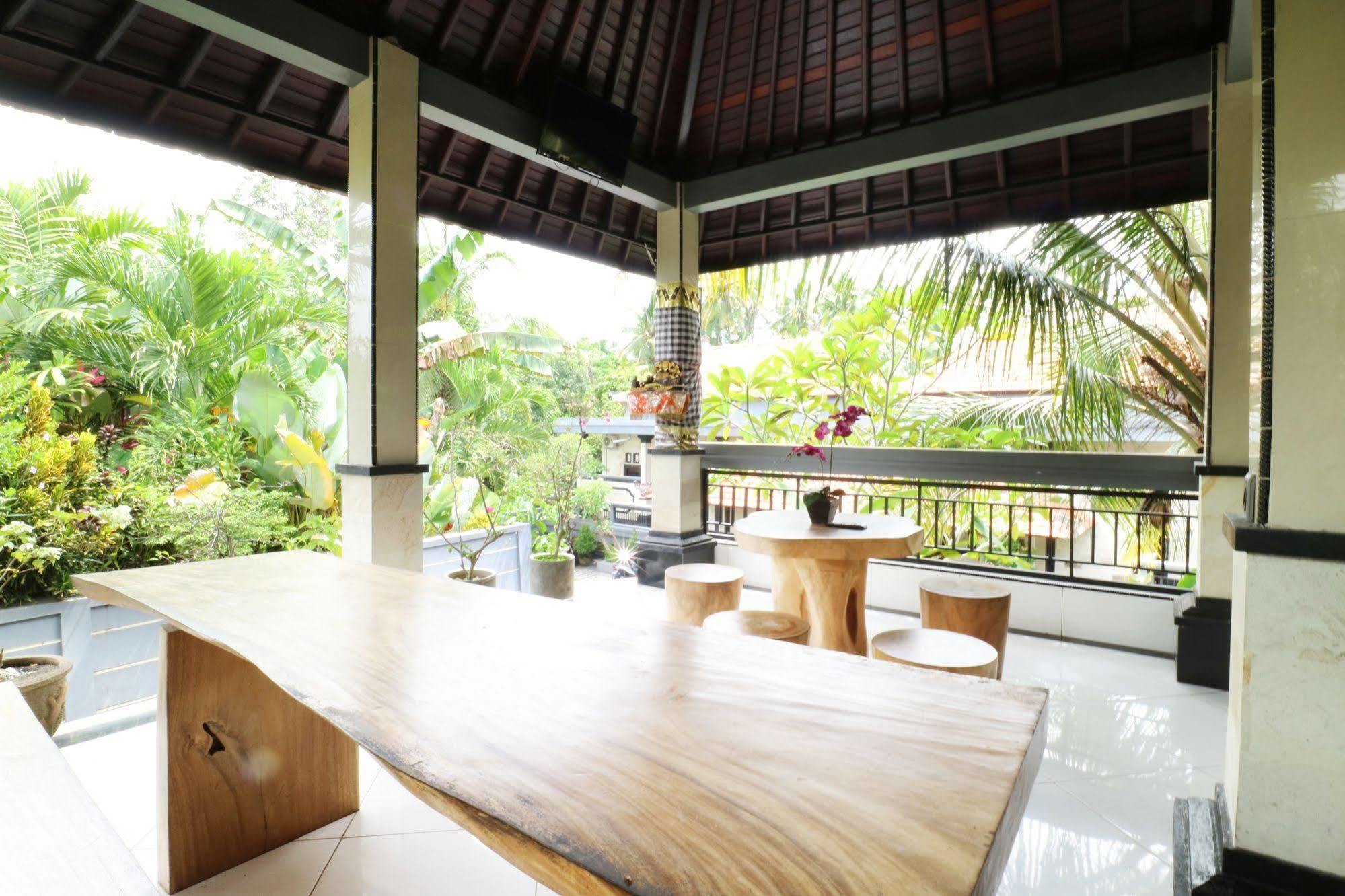 Oyo 91925 Ijo Eco Lodge Hotel Mengwi Екстериор снимка